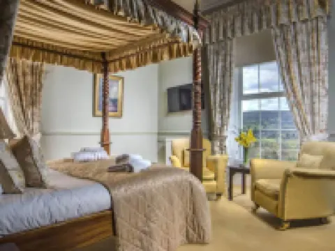 The Manor Hotel Hotels in Crickhowell
