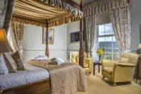 The Manor Hotel Hotels in Crickhowell