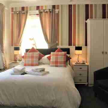 Serena Court Hotel Rooms