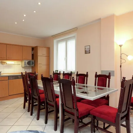 Ferienhaus Mit Wellnessbereich in Elend