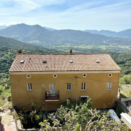 HÖTEL U Santa Maria