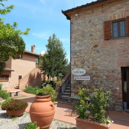 Fullino Nero Rta - Residenza Turistico Alberghiera