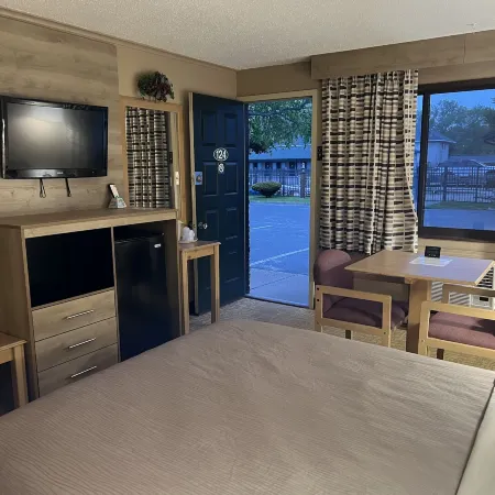 Viking Arms Inn - Ludington