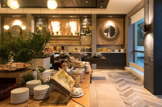 Clayton Hotel Dublin Airport Central تناول الطعام Photos