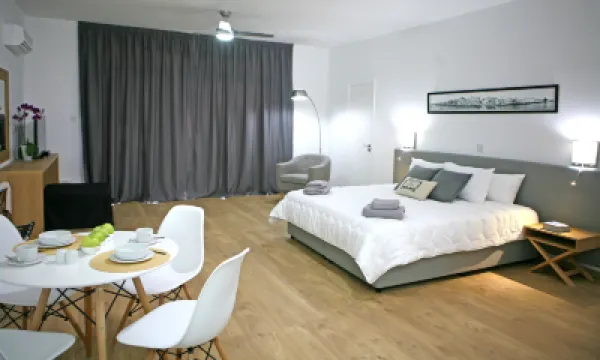 Corina Suites & Apartments Hôtels à : 
