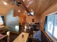 Bear Creek Resort Hotels in Trout Creek