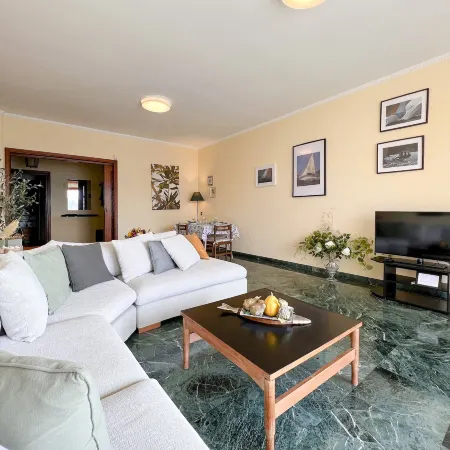 Joivy Apartment in Rapallo with Gulf View