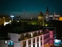 B-Chill Cologne Hotels near Ubierring Station