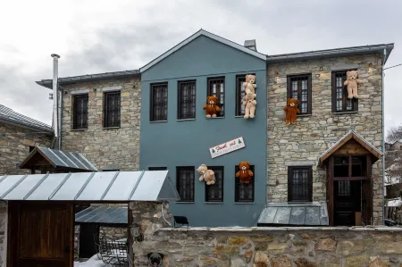 Rock Dandy La maison de l'ours - Nymfaio Отели в г. Нимфайо