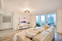 Xanadu Main Beach Resort Hotels in Main Beach