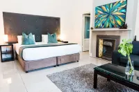 4 on Varneys Guest House