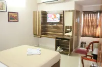 Hotel Akshaya Hotels in Дондапарти