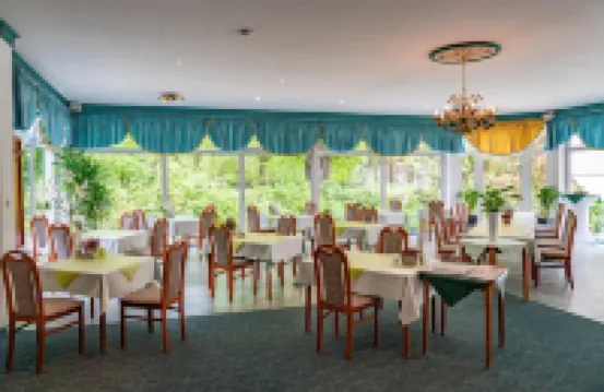 新斯塔德特公園酒店