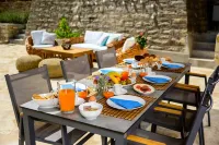 Serenity - Beautiful Newly Renovated Villa Close to Lakka - 4 stjerner