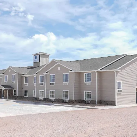 Iron Creek Inn & Suites
