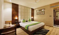 Treebo Punjabi Nature Residency, Near Faridabad Railway Station Hotel di Faridabad