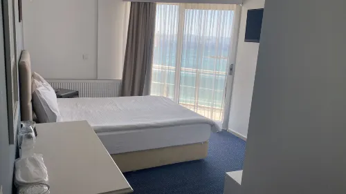 Pasifik Hotel - Bãi biển