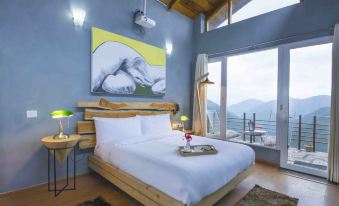 Seclude Ramgarh Cliff's Edge