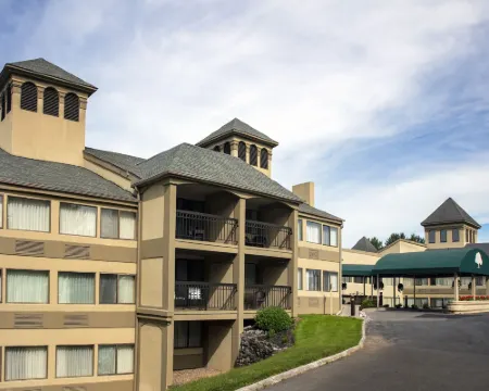 Toftrees Golf Resort Hotels in Centre County