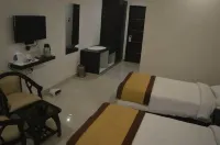 The Lotus Sutra Hotel Hotel a Rajgarh Gulahriya
