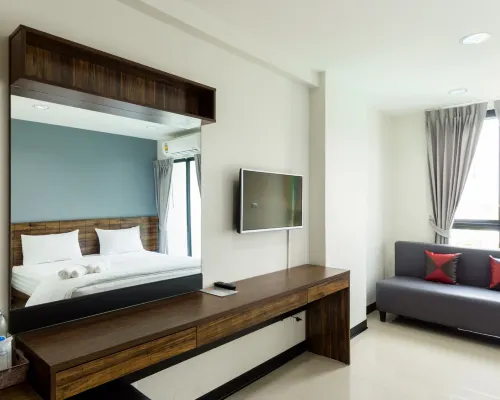 Glai Gan Place Hotel Hotels near Kru Tor