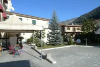 Hotel de Meis Các khách sạn gần Nuovo museo Paludi di Celano - Centro di restauro