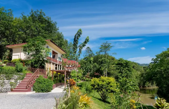 考索河家園度假村