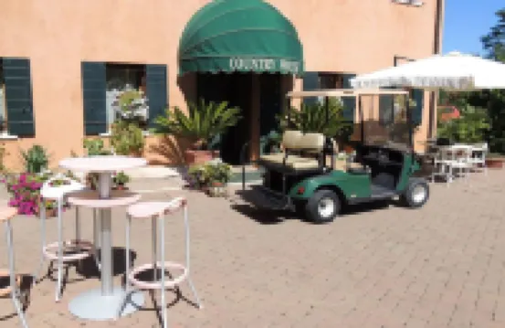 Country House Country Club