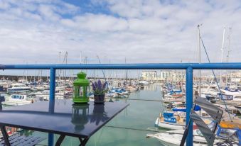 On the Water 3 Waterside Studio Mezzanine Bedroom Terrace Overlooking the Harbour