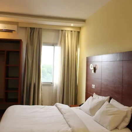 Lewat Hotel