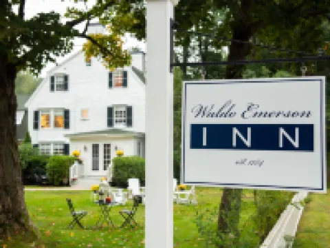 Waldo Emerson Inn Hotels in Kennebunk