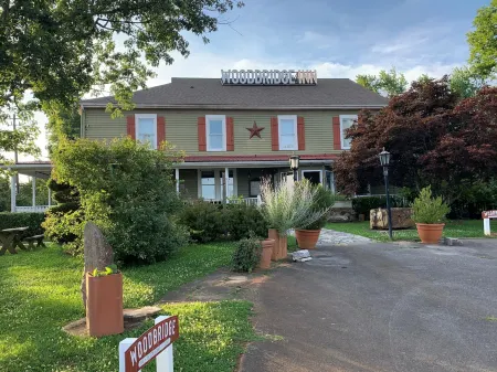 Woodbridge Inn & Tavern