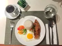 阿爾蒙特城市飯店 - 早餐