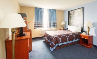 Super 8 by Wyndham Adrian