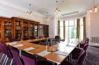 Halifax Hall Hotels in Sheffield District