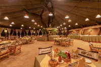 Kibo Safari Camp, Amboseli Hotels in Kimana