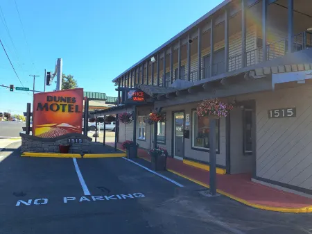 Dunes Motel - Bend