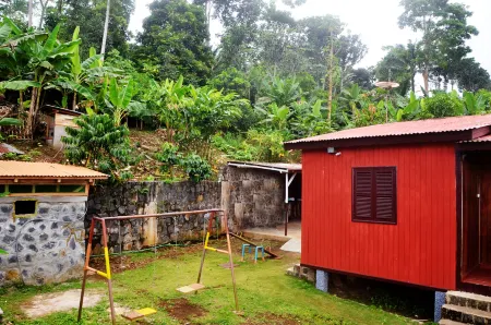 Guest House Quinta Natural Bangalots Отели в г. Лемба