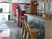 Ibis Saint Brieuc Yffiniac - bar
