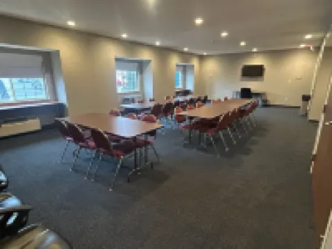曼斯費爾德麥客達套房酒店 泰奧加縣酒店