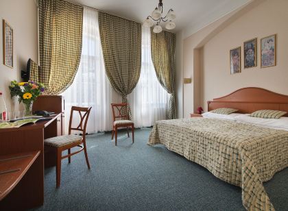 EA Hotel Mozart