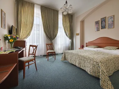 EA Hotel Mozart