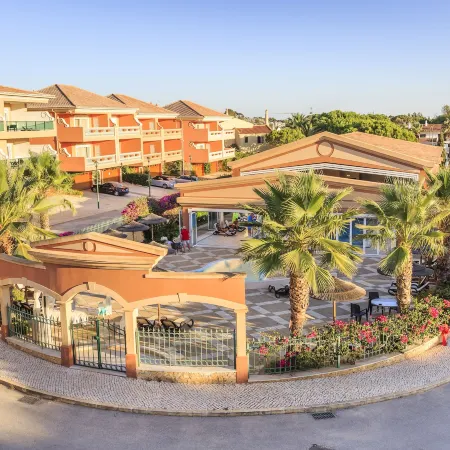 Lakeside Country Club - Apartamentos Turísticos