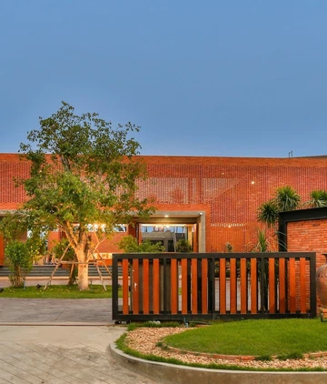 รูปภาพของแสนสุนทรี