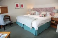 Burt's Hotel