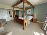 The Ship Hotels in Wirral