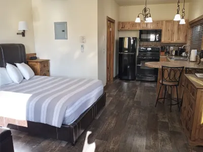 Yellowstone Riverside Cottages Các khách sạn ở Gardiner