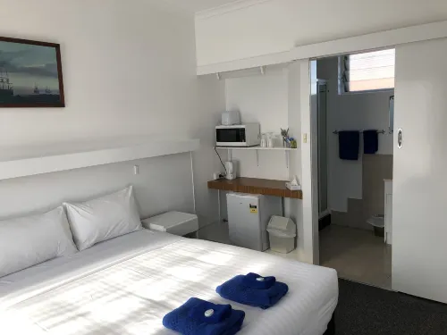 Ship Inn Motel Hotel di Yarram