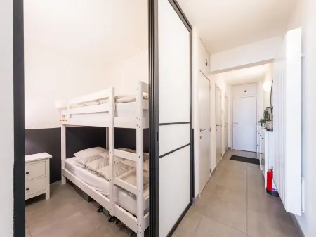 Studio on the 3rd Floor with Phenomenal Sea View