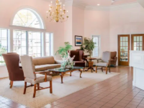 Comfort Inn Lakeside Hotels in Mackinaw Township